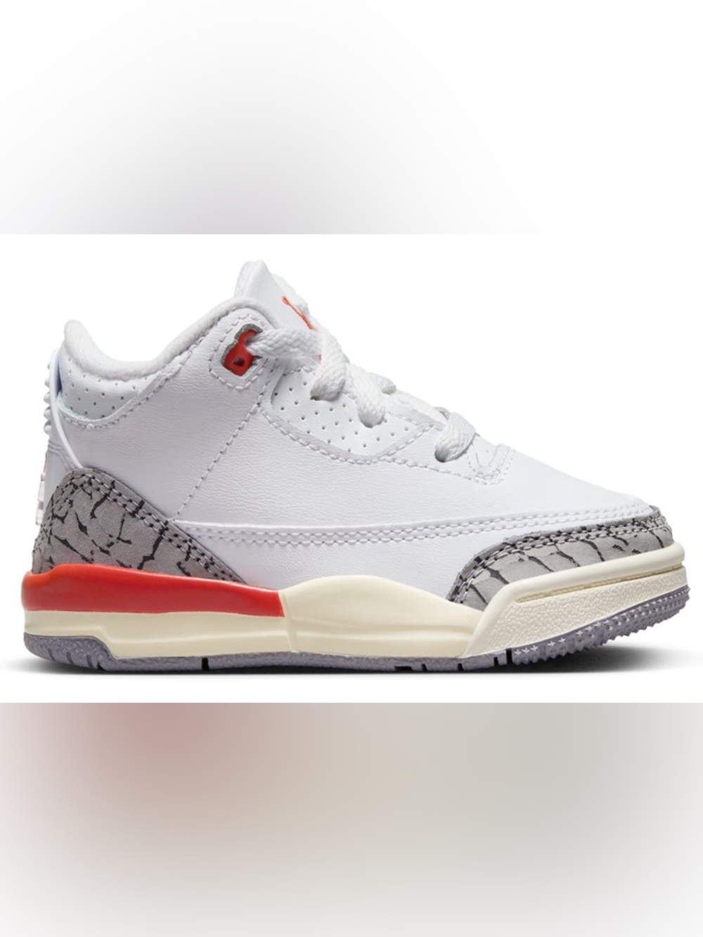 Nike Jordan 3 Retro Georgia Peach - kids size 12